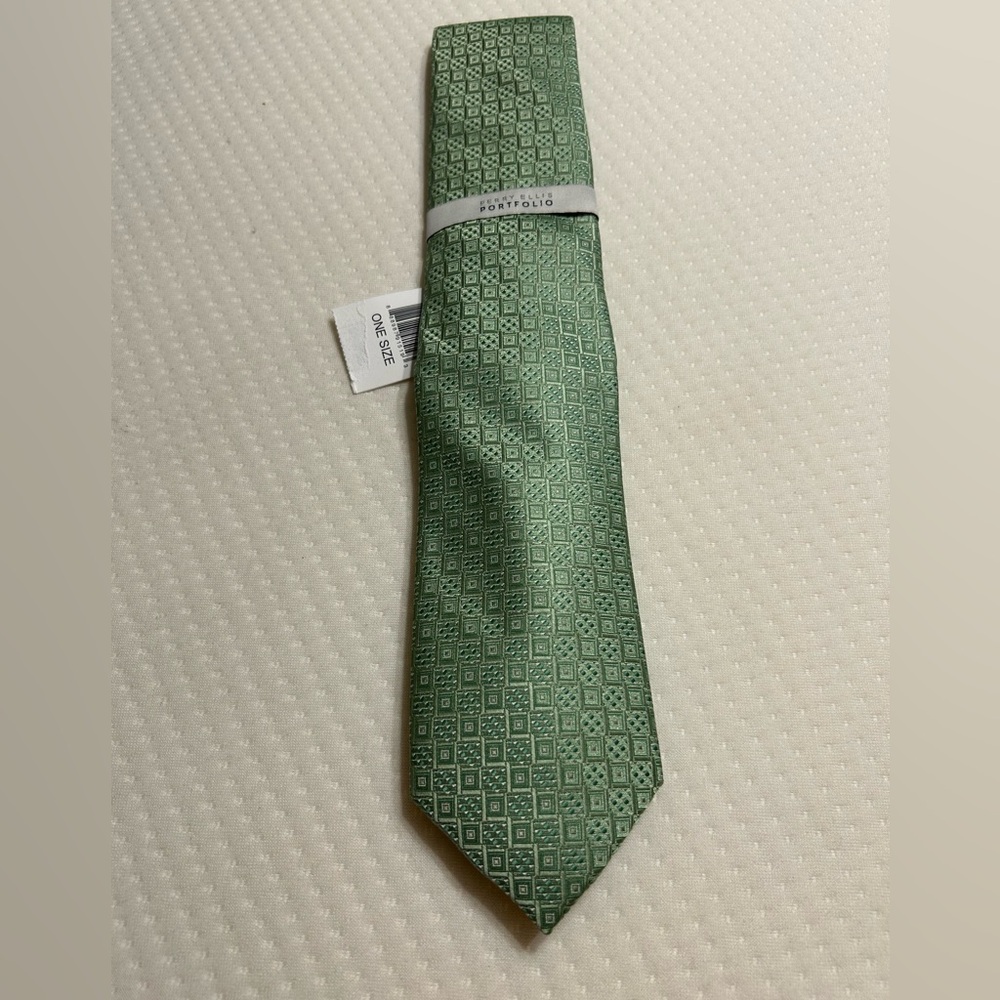 Perry Ellis Portfolio Olive Green Patterned Tie Randal Neat Green NWT